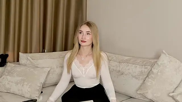 bella__rose from StripChat