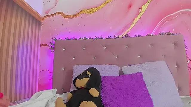 Bella__sweet from StripChat