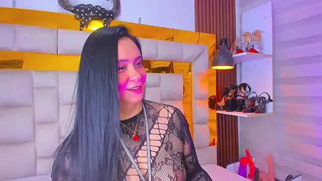 bigass_monic from StripChat