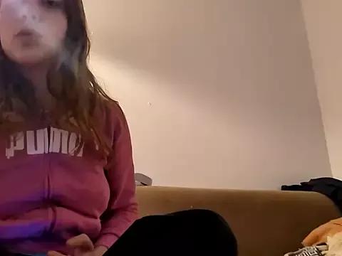 biggnipz from StripChat is Freechat