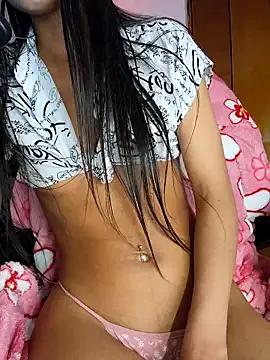Bonnie_18x from StripChat