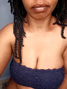 boobsnipplian from StripChat