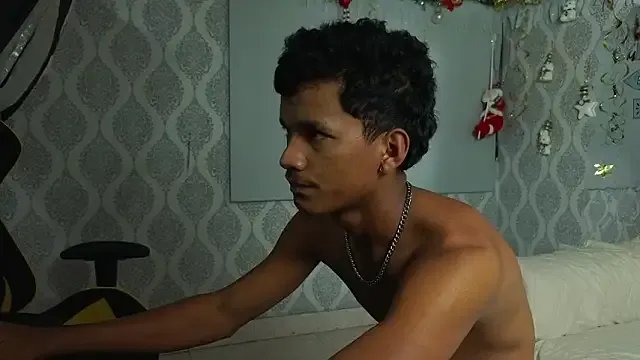 Boy_savoy from StripChat