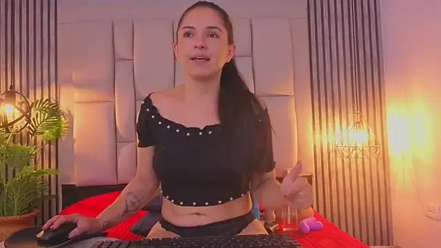 bryonycutee from StripChat