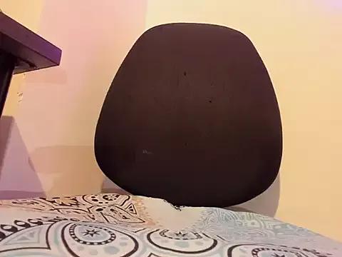 Bunny_1922 from StripChat