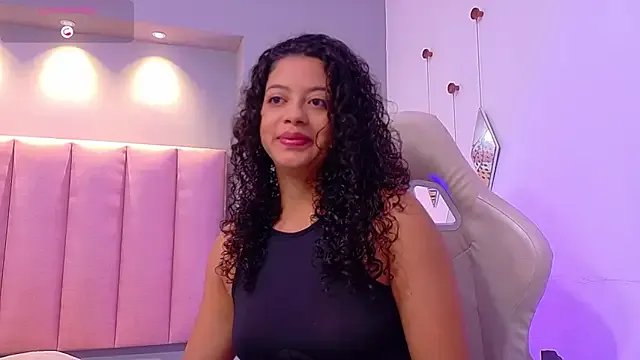 CamilaLevy from StripChat