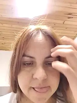 CARITOMIO from StripChat