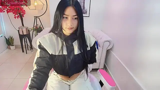 Carolina_cherry from StripChat