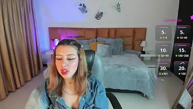 Catti_Brie from StripChat