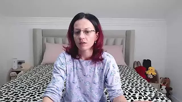 CatWoman0001 from StripChat