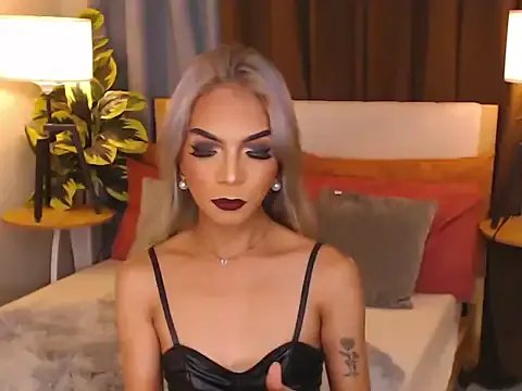 CelestinaMarquez0427 from StripChat