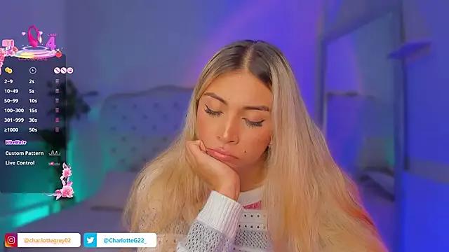 charlotte__grey from StripChat is Freechat