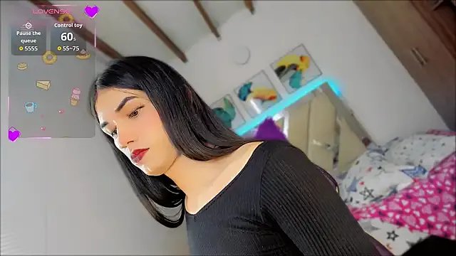 Charming_J from StripChat