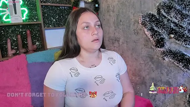 cherry_coper from StripChat