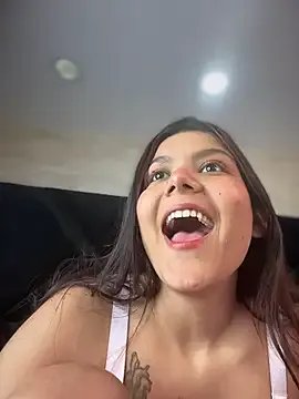 CherrySmirkXXX from StripChat