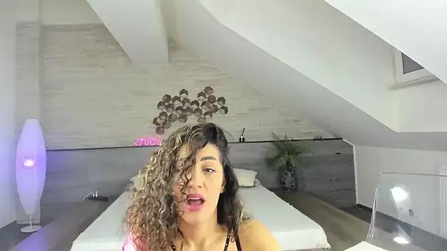 Naked Room chiara_conti 