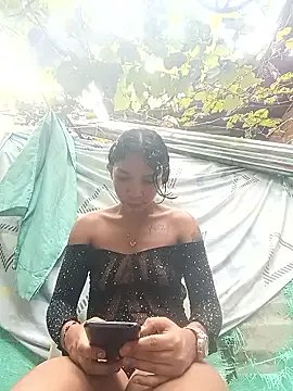 chikivivi- from StripChat