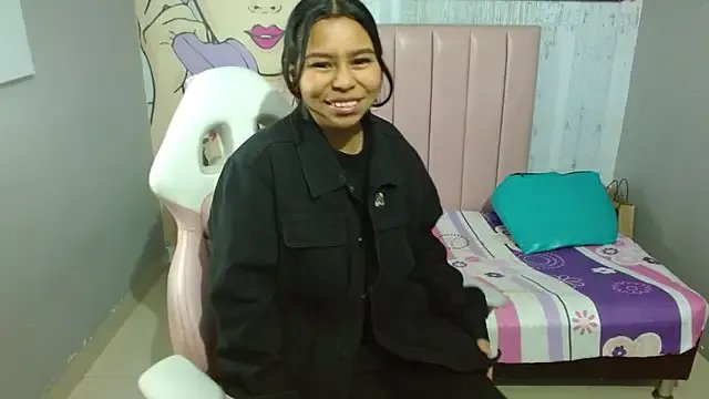 chloe_lust from StripChat