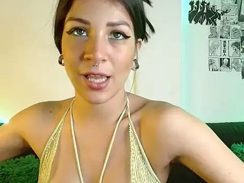 Chloe_paytone from StripChat is Freechat