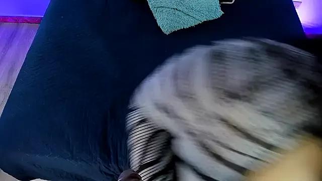 chocolatte_sexx from StripChat
