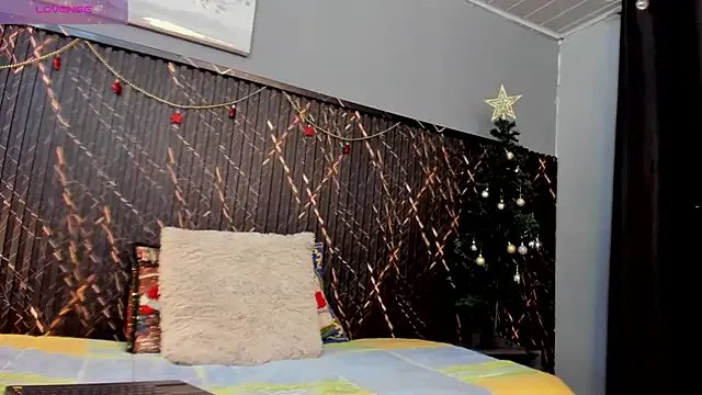 clara_heat from StripChat