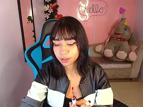cristal11_ch from StripChat