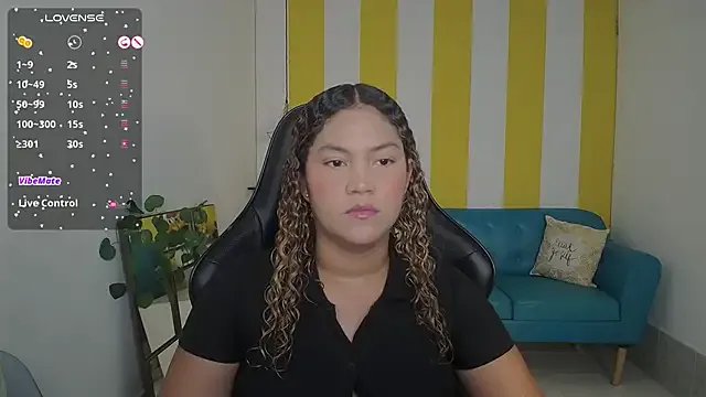 Cristal_War from StripChat