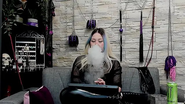 CruelMistress from StripChat