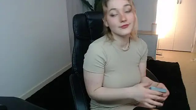 Crystal-dreamt from StripChat