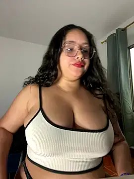 CurlyGirl_1 from StripChat