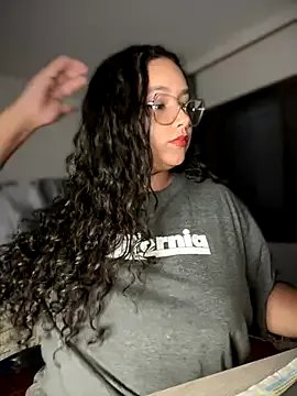 CurlyGirl_1 from StripChat