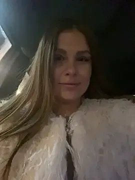 CutieLui_ from StripChat