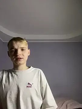 Dabi_002 from StripChat