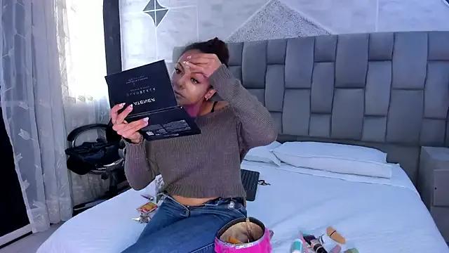 DalayMoore on StripChat 