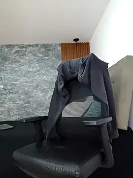 Naked Room damian_bull 