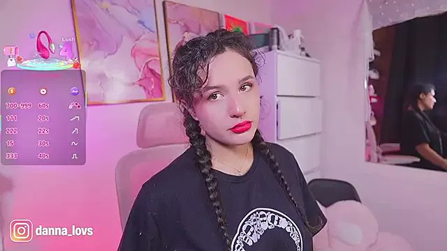 Dannaa_Lovs on StripChat 