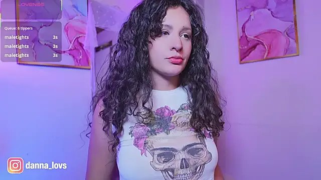 Dannaa_Lovs on StripChat 