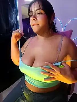 Danniela20 from StripChat