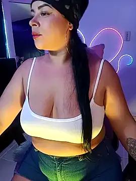 Danniela20 from StripChat