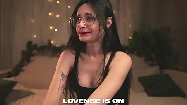 DarcyAspacio from StripChat