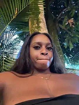 darle_volant from StripChat