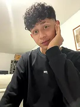 Dawn16_ from StripChat