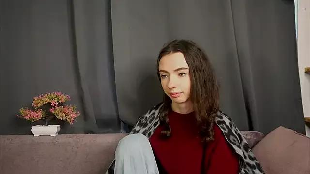 DeneenTurja from StripChat