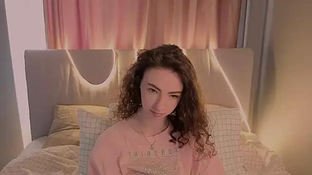 DeneenTurja from StripChat