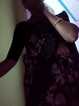 desicpl26 from StripChat