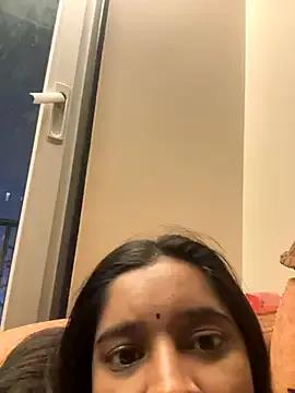 Naked Room desitease 