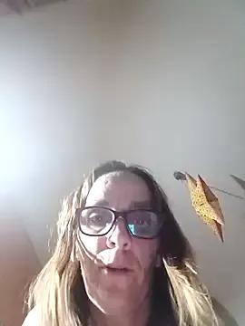 Dettybitch40 on StripChat 