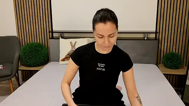 DitaNoir from StripChat