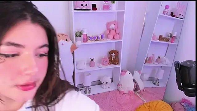 dolce_antonellaa from StripChat