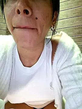 Doll_Loren from StripChat